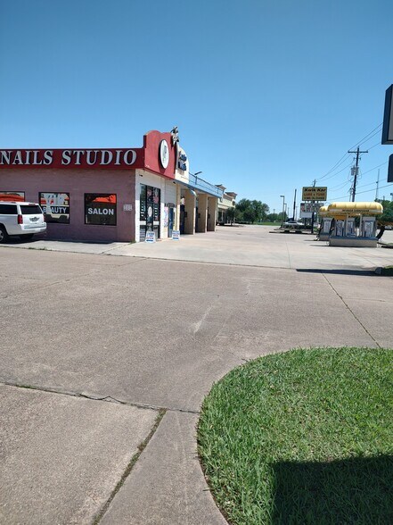 More Photos Of 2922 FM 528 Rd, Webster Carwash For Sale