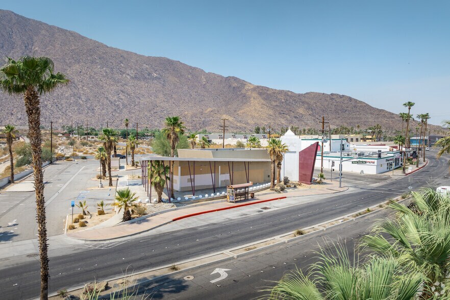 More Photos Of 725 S Palm Canyon Dr, Palm Springs Fast Food For Sale