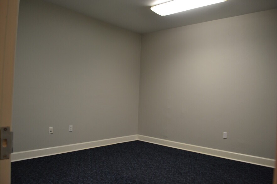 More Photos Of 2418 Mill Creek Ln, Tallahassee Office For Lease