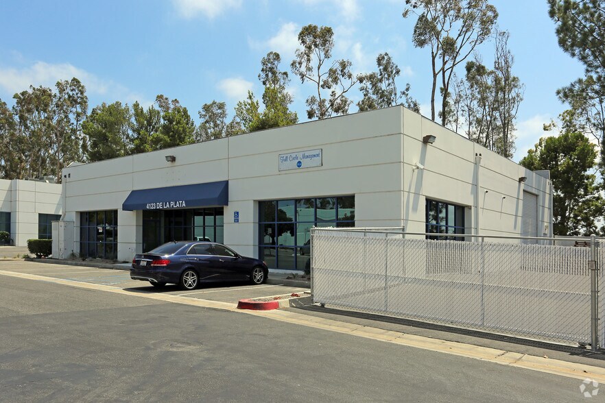 More Photos Of 4123 Avenida De La Plata, Oceanside Manufacturing For Lease