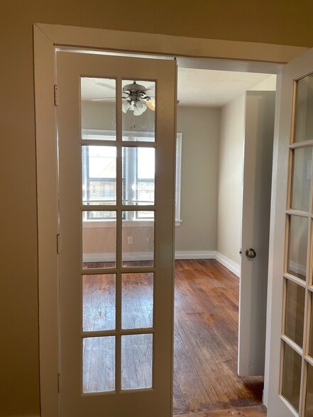 More Photos Of 801-803 East Dr, Oklahoma City Apartments For Sale