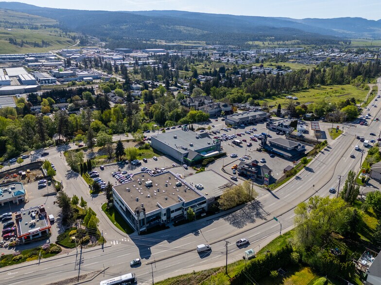 More Photos Of 9611 Highway 97, Lake Country Loft Creative Space For Sale