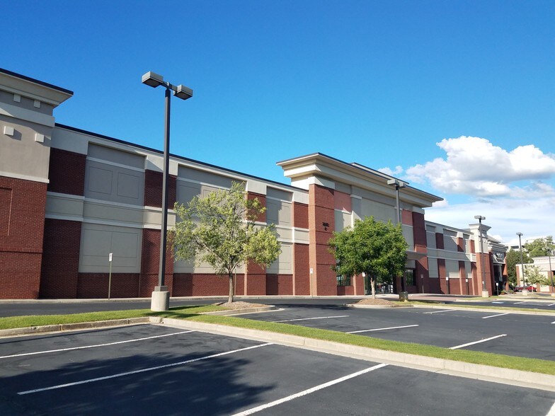 More Photos Of 2645 N Berkeley Lake Rd, Duluth Storefront For Sale