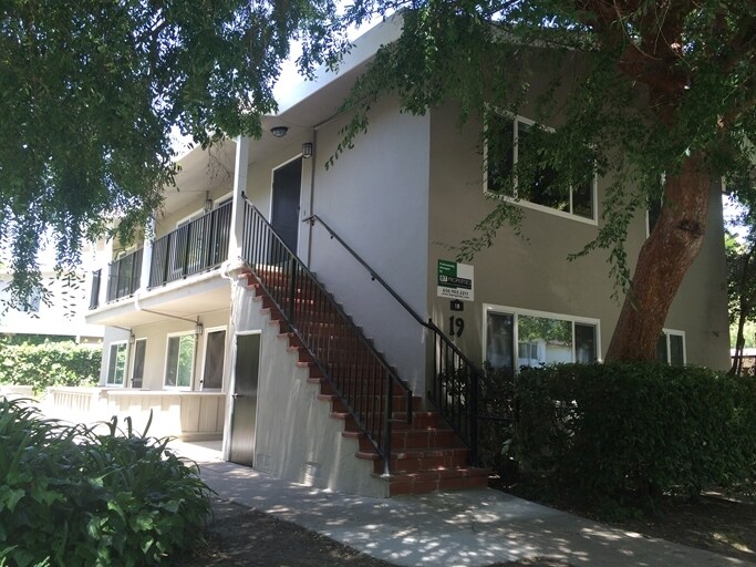 More Photos Of 19 E 41st Pl, San Mateo Apartments For Sale