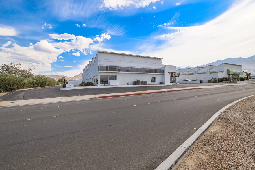 More Photos Of 4775-4779 E Ramon Rd, Palm Springs Warehouse For Sale