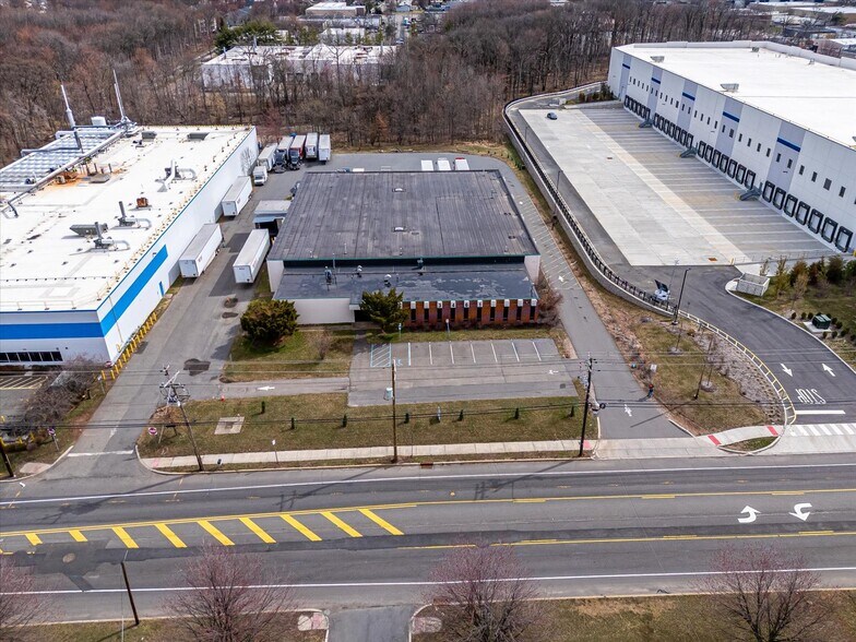 More Photos Of 3461 S Clinton Ave, South Plainfield Manufacturing For Lease
