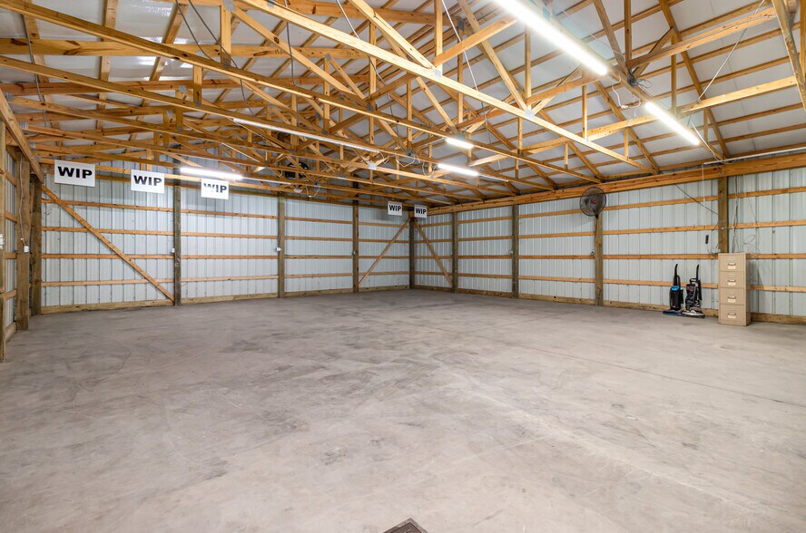 More Photos Of 8285 Tri County Hwy, Sardinia Flex For Sale