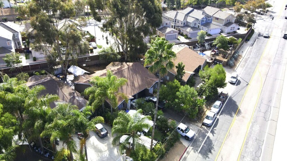 More Photos Of 545-551 Woodward St, San Marcos Apartments For Sale