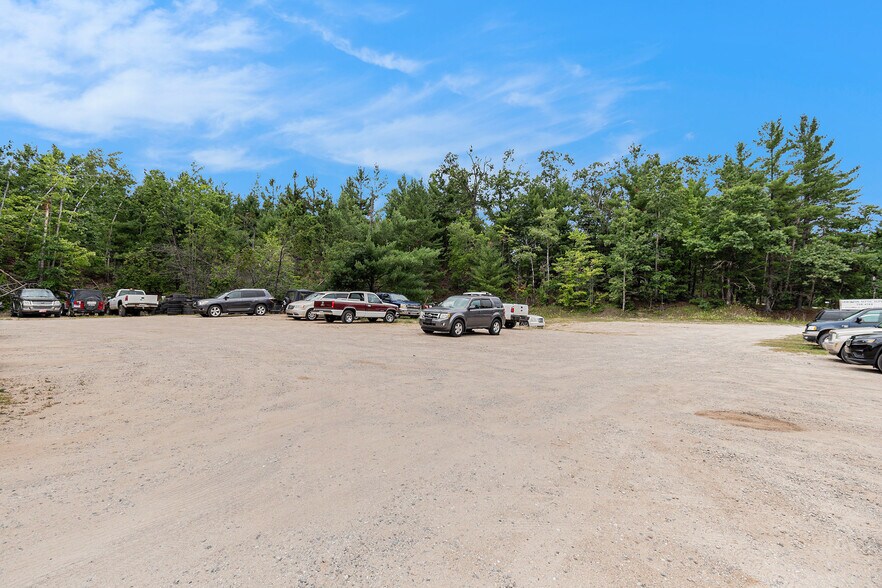 More Photos Of 5557 N Red Oak Rd, Lewiston Specialty For Sale