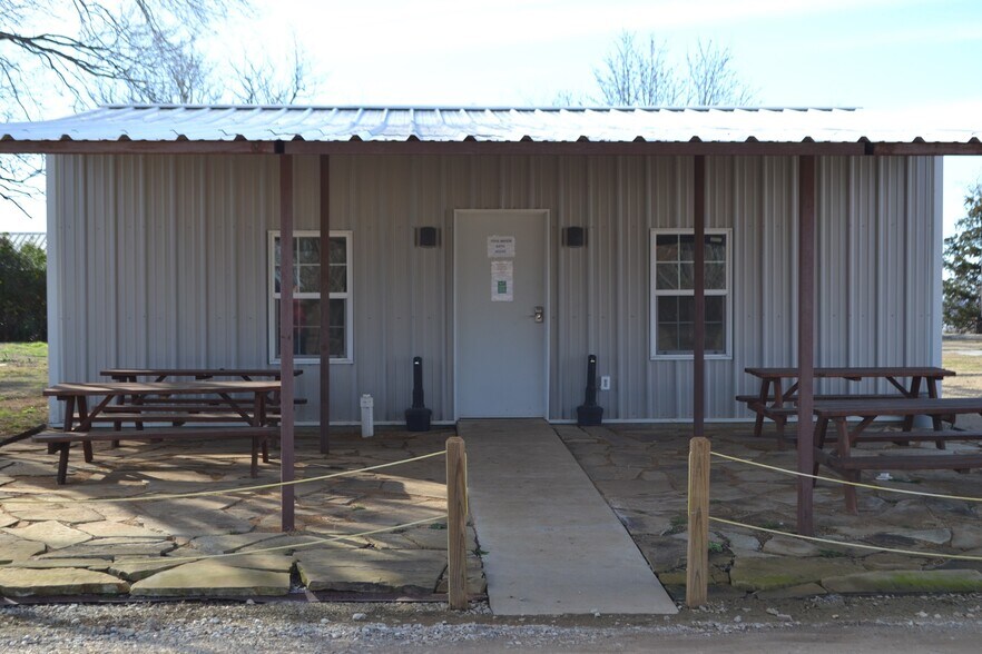 More Photos Of 16677 US Highway 77, Springer Multifamily For Sale