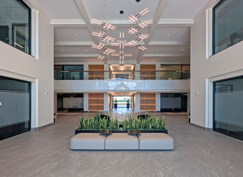 More Photos Of 5090 N 40th St, Phoenix Office For Lease