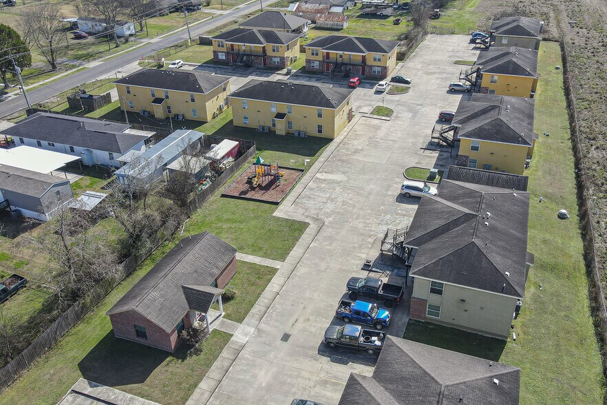 More Photos Of 5500 Hwy 75, Carville Apartments For Sale