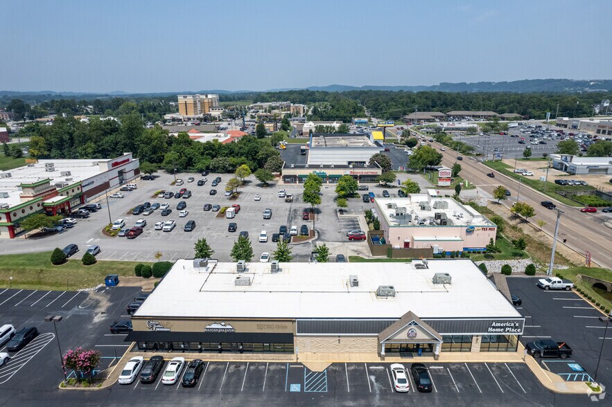 More Photos Of 2265 Gunbarrel Rd, Chattanooga Unknown For Lease