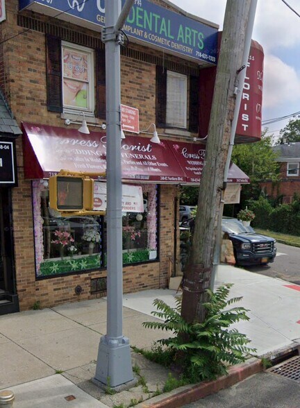 Primary Photo Of 24802 Northern Blvd, Douglaston General Retail For Lease