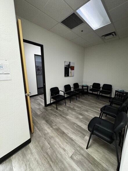 More Photos Of 840 E McKellips Rd, Mesa Medical For Sale