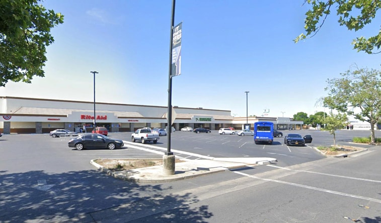 More Photos Of 1136-1230 W Main St, Merced Unknown For Lease