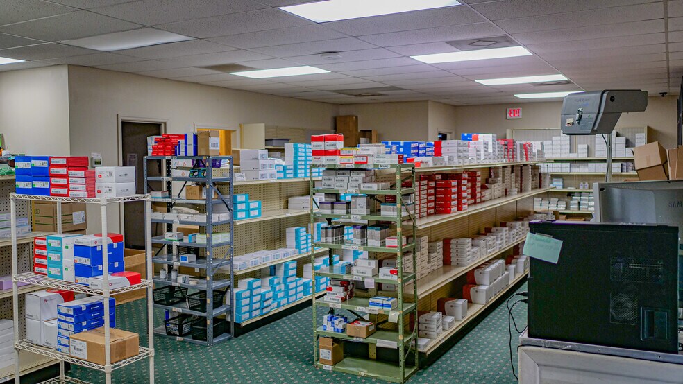 More Photos Of 4836 Victor St, Jacksonville Flex For Sale