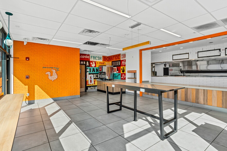 More Photos Of 2900 S Ridgewood Ave, Edgewater Specialty For Lease