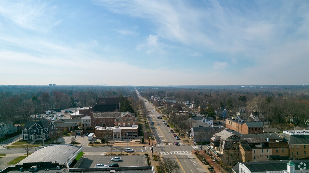 More Photos Of 679-681 High St, Worthington Storefront Retail Office For Lease