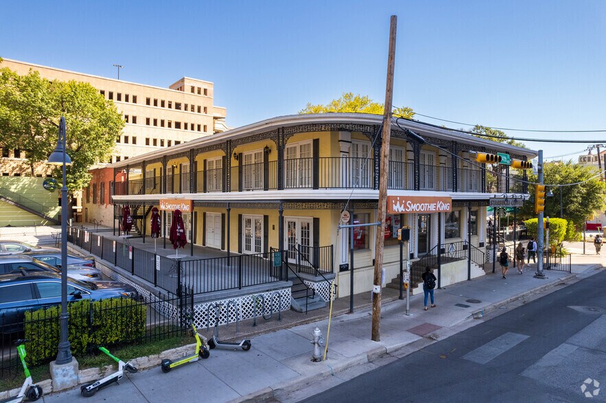 More Photos Of 504 W 24th St, Austin Unknown For Lease