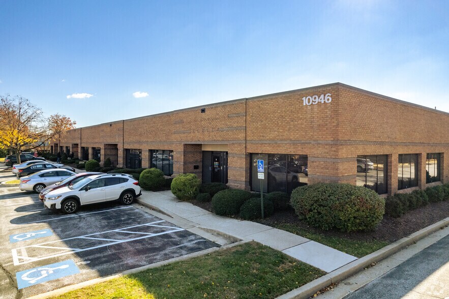 More Photos Of 10946 Beaver Dam Rd, Hunt Valley Flex For Lease