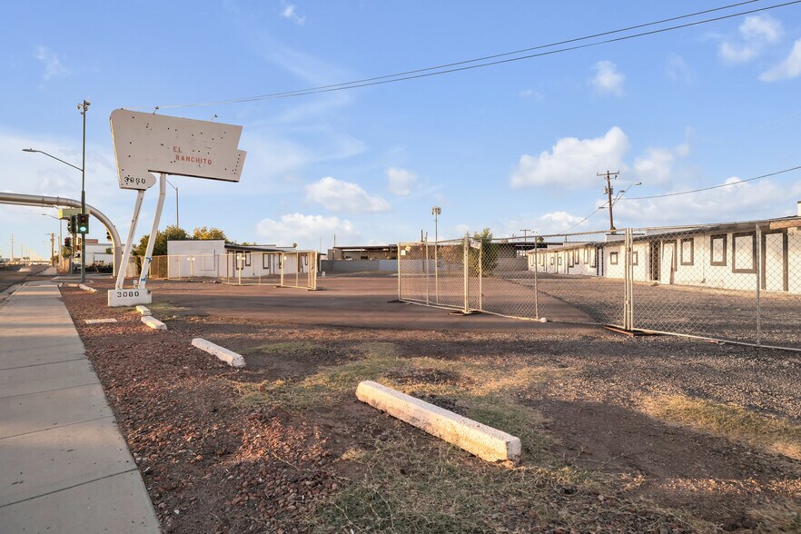 More Photos Of 3060 Grand Ave, Phoenix Apartments For Sale