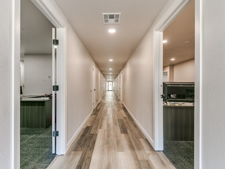 More Photos Of 2520 NW 39th St, Oklahoma City Coworking Space