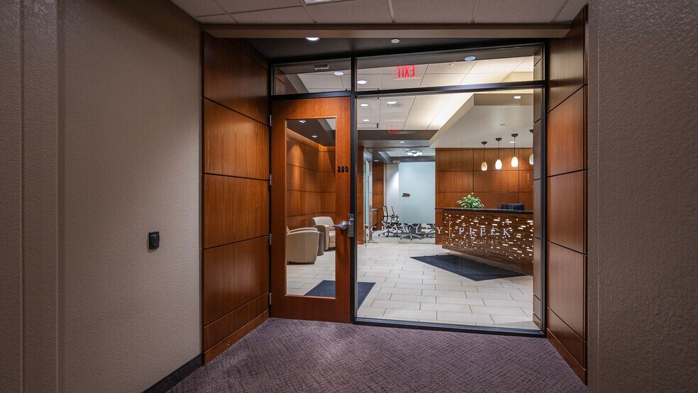 More Photos Of 100 W Broadway Ave, Bismarck Medical For Sale