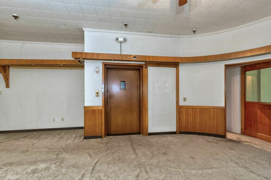 More Photos Of 1237 Broadway, Columbus Storefront For Sale