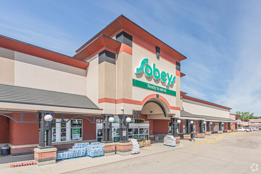 Primary Photo Of 392 St Albert Trl, St. Albert Supermarket For Lease