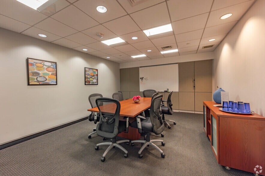 More Photos Of 157 Church St, New Haven Coworking Space