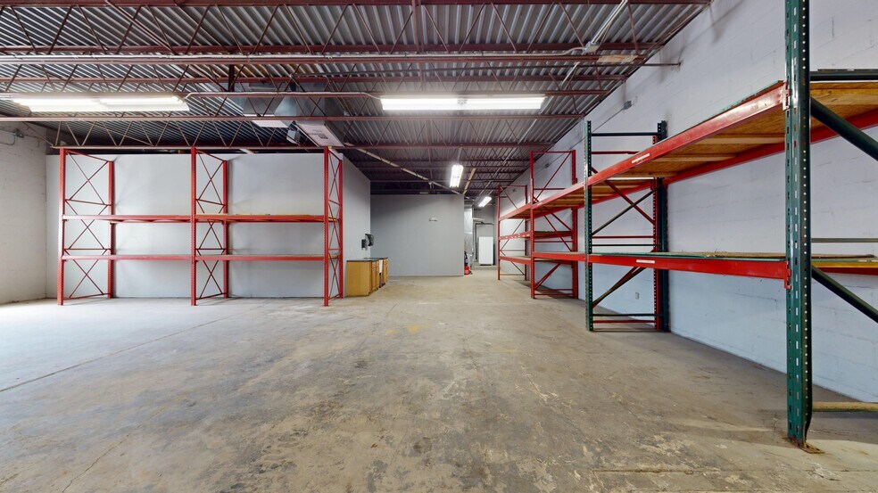 More Photos Of 3367 Spring Garden Rd, Pittsburgh Warehouse For Lease