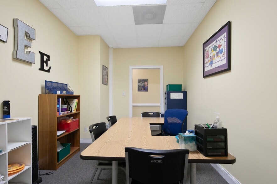 More Photos Of 2915 Raeford Rd, Fayetteville Medical For Sale