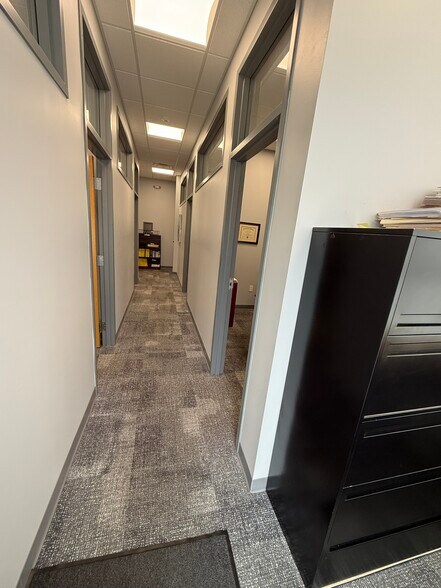 More Photos Of 2212 Murray Ave, Pittsburgh Office Residential For Lease