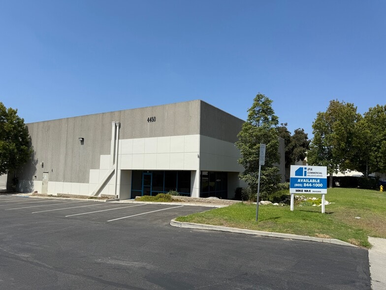 Primary Photo Of 4450 Dupont Ct, Ventura Manufacturing For Lease