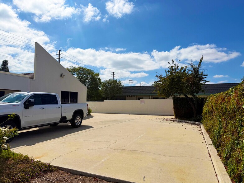 More Photos Of 1816 Old Tustin Ave, Santa Ana Office For Sale