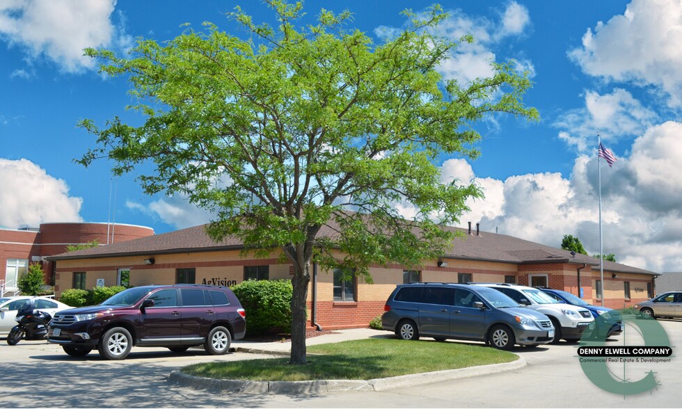 Primary Photo Of 1601 N Ankeny Blvd, Ankeny Loft Creative Space For Sale