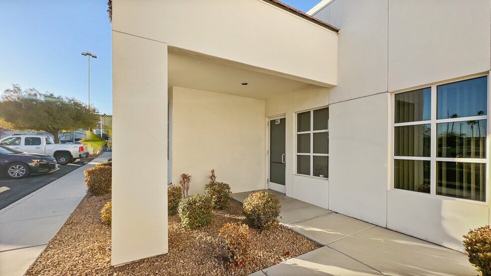 More Photos Of 2400 S Cimarron Rd, Las Vegas Office For Lease