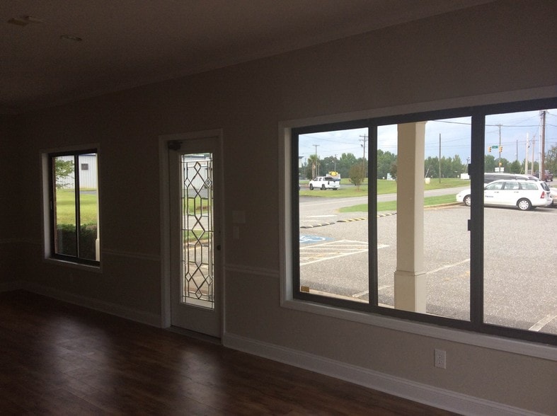 More Photos Of 3302 S New Hope Rd, Gastonia Office Residential For Lease