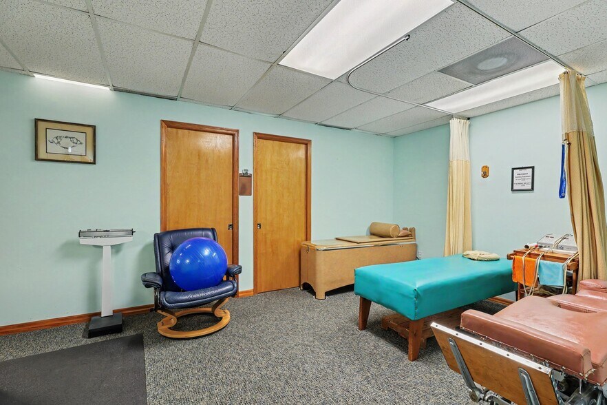 More Photos Of 1589 S Wickham Rd, West Melbourne Medical For Sale
