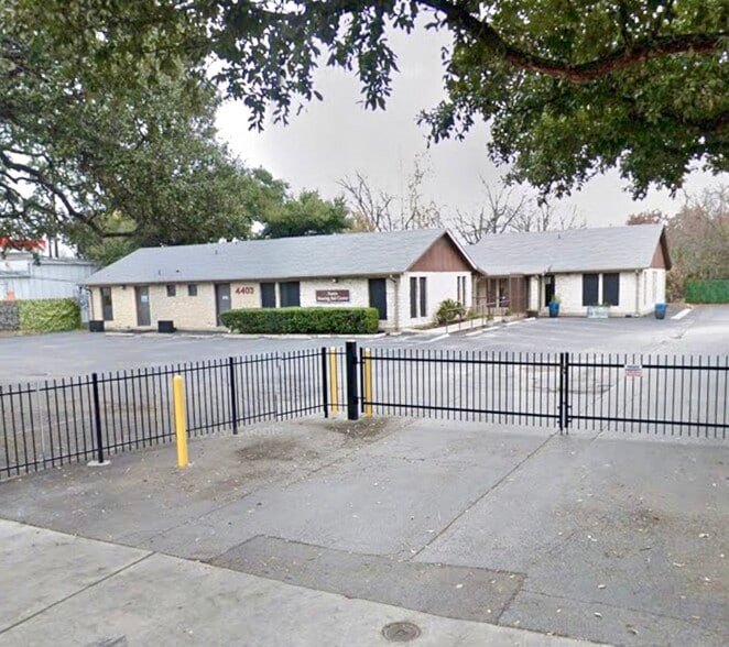 Primary Photo Of 4403 Menchaca Rd, Austin Office For Sale
