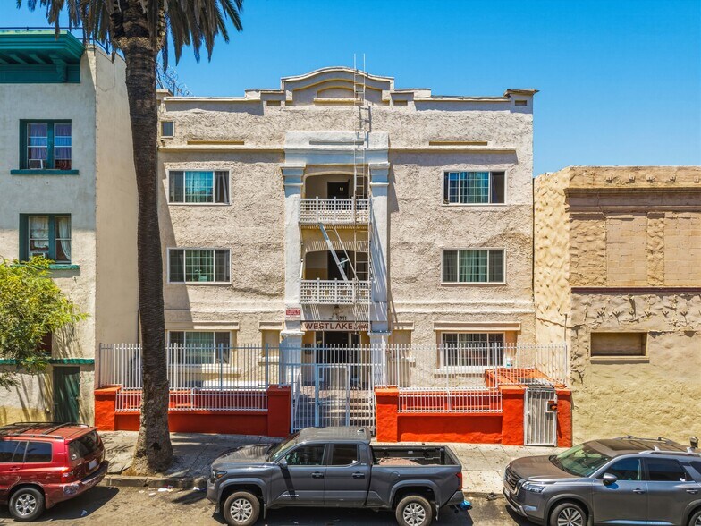 More Photos Of 711 S westlake Ave, Los Angeles Apartments For Sale