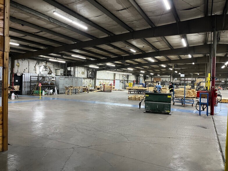 More Photos Of 149 Industrial Park Rd, Sharon Industrial For Sale