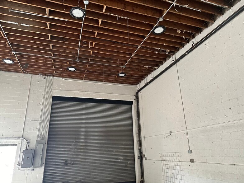 More Photos Of 10-32 Beach 21st St, Far Rockaway Warehouse For Sale