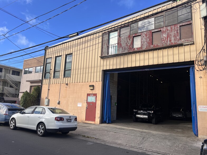 Primary Photo Of 2015 Homerule St, Honolulu Warehouse For Lease