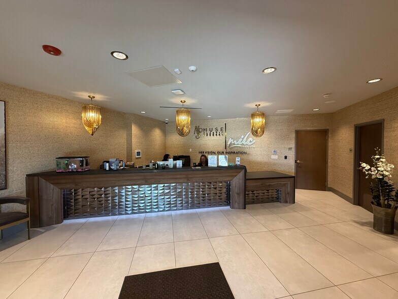 More Photos Of 4310 Roswell Rd NE, Atlanta Medical For Lease
