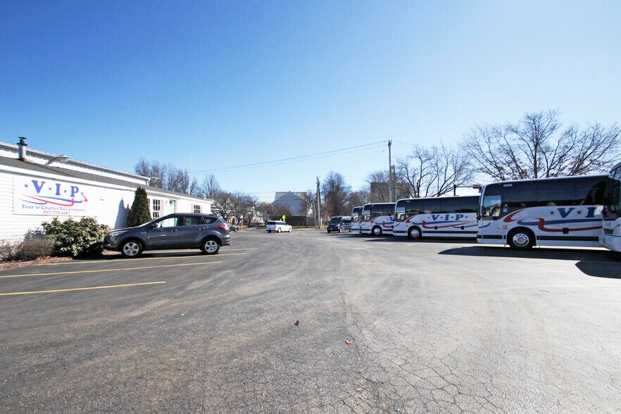 More Photos Of 129 Fox St, Portland Service For Sale