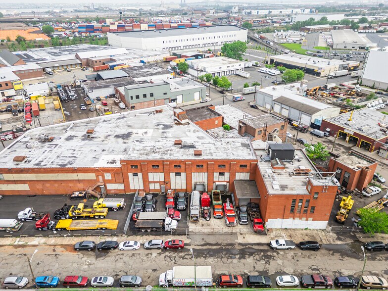 More Photos Of 150 Avenue L, Newark Warehouse For Sale