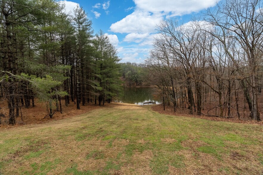 More Photos Of 3085 Kaolin Rd, Cobden Land For Sale