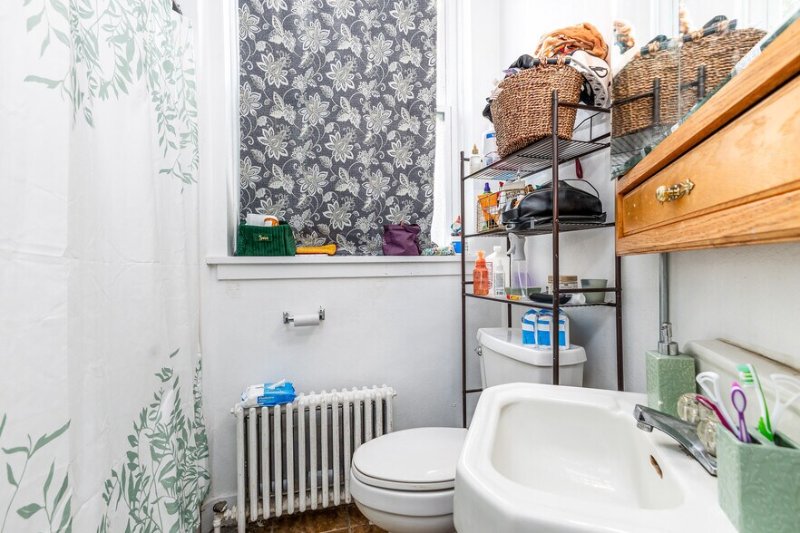 More Photos Of 2535 Central Ave, Dubuque Apartments For Sale